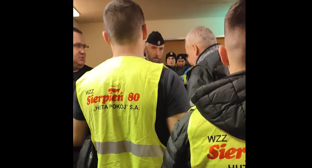 Sierpienweglokoks