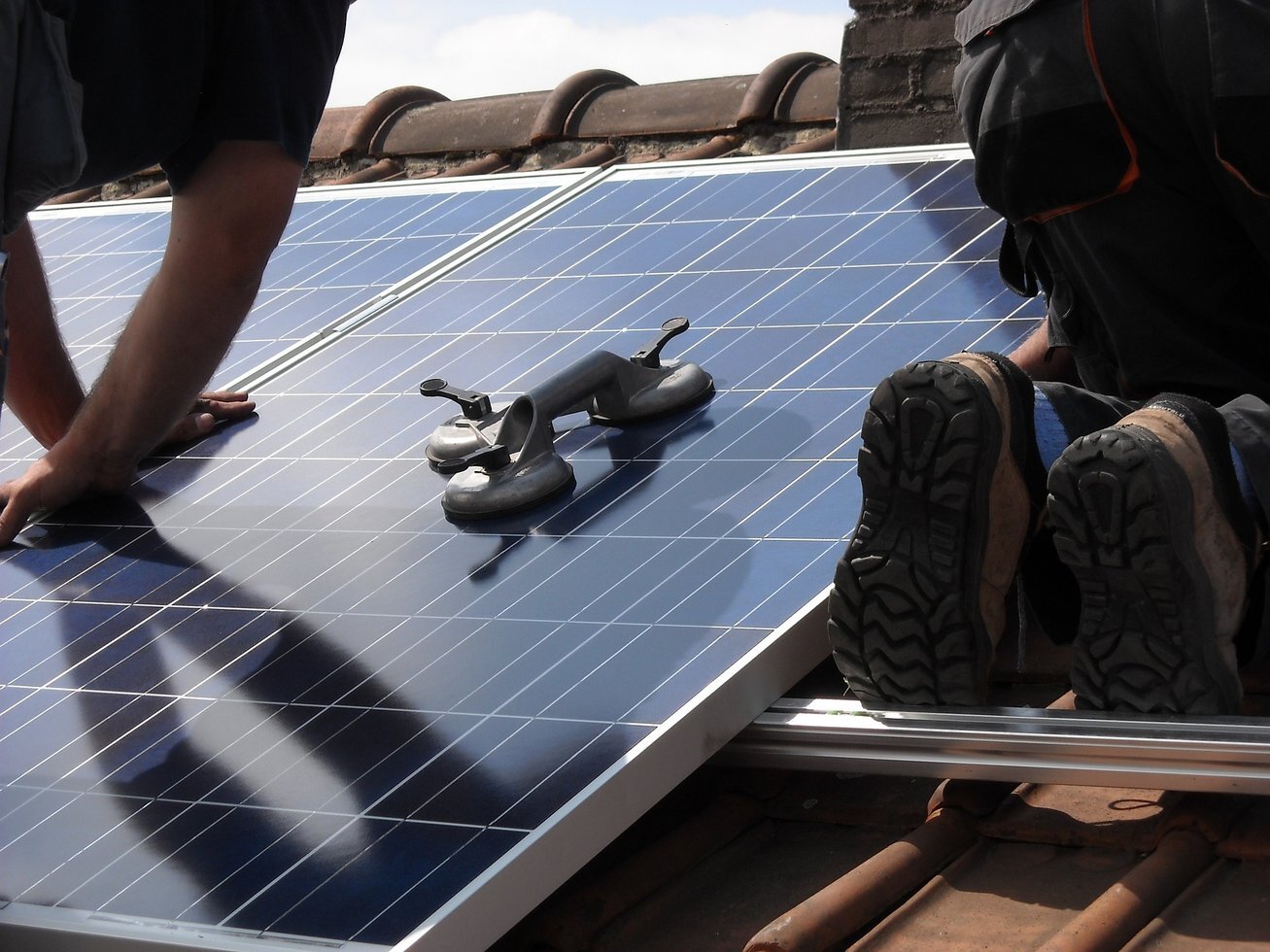 Solar panels 944002 1920