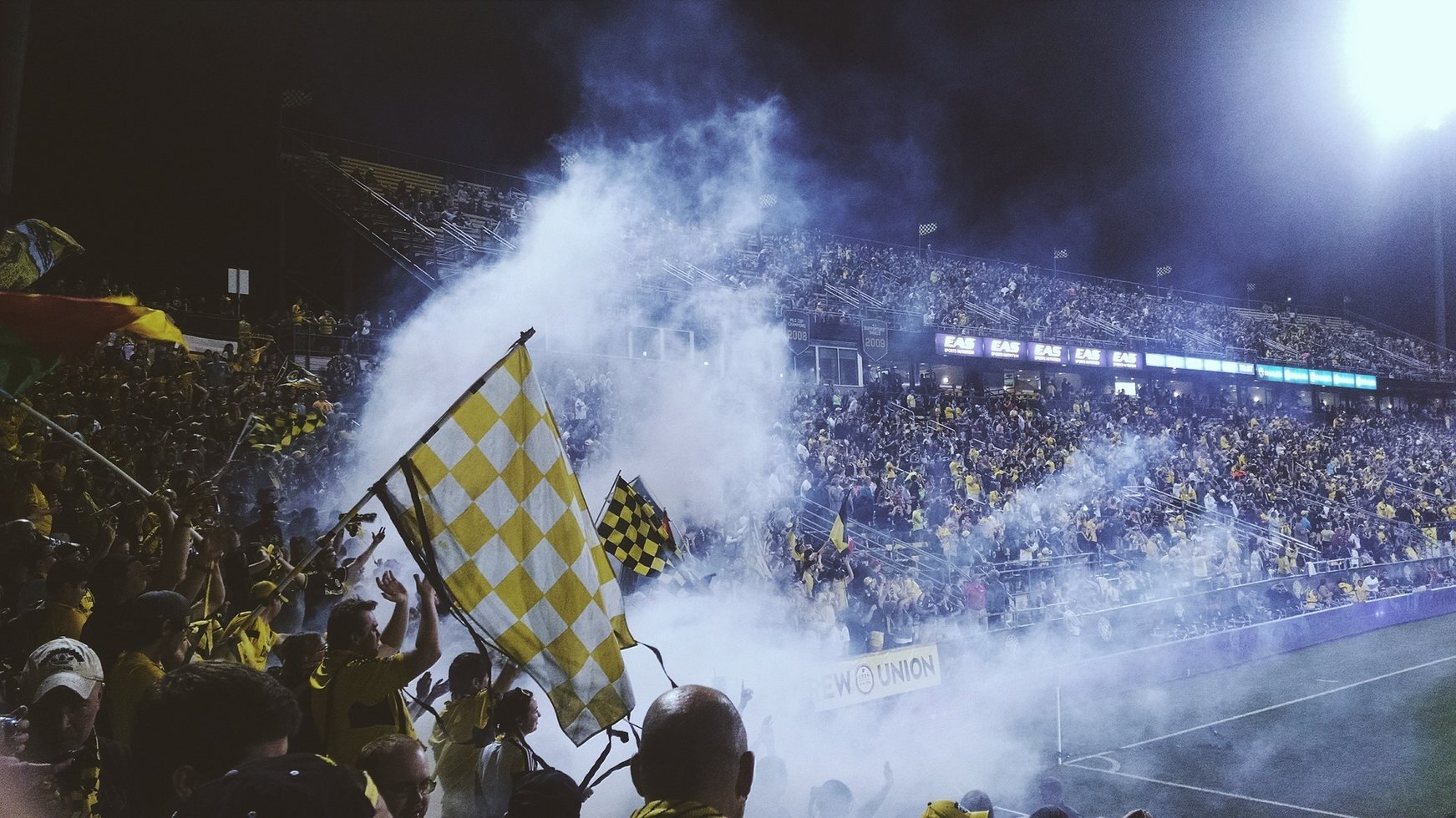Stadium 931975 1920