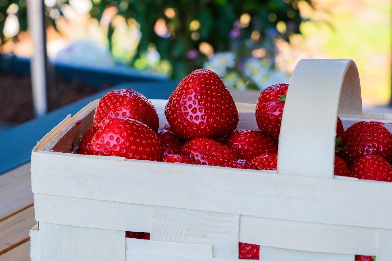Strawberries 5140640 1280