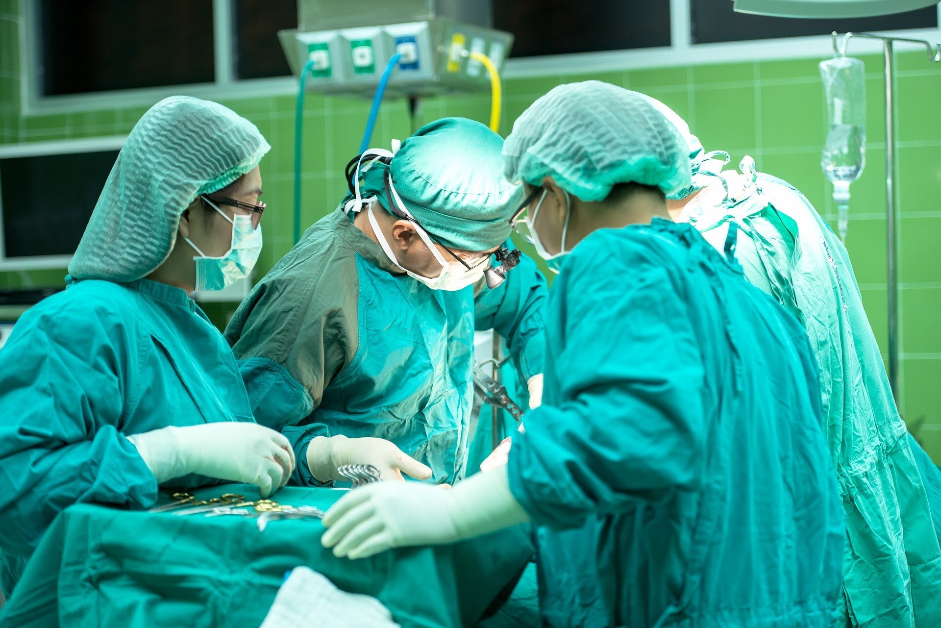 Surgery 1822458 1920 01