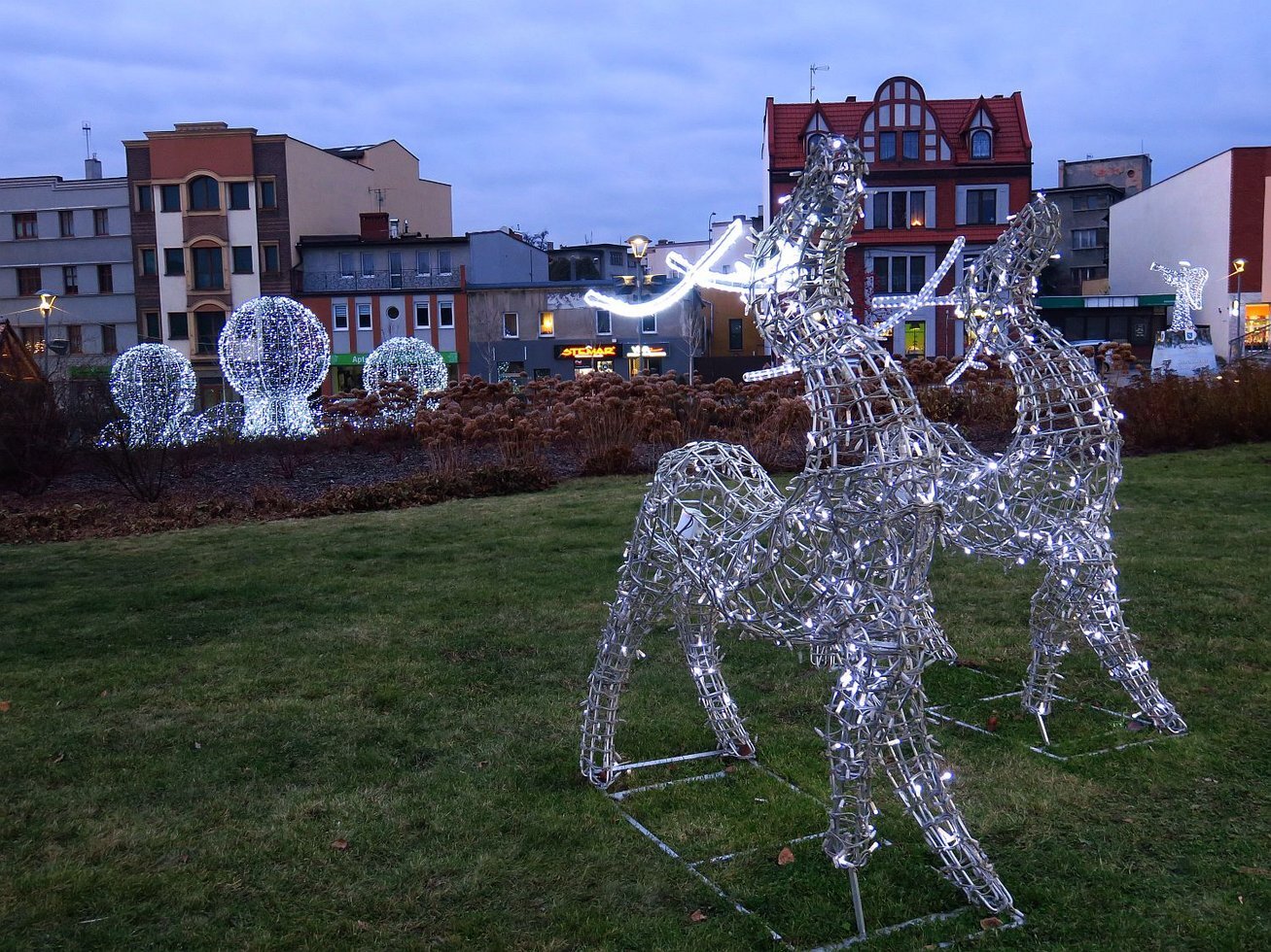 Swiateczne swiatelka fot L Tyl 15 1