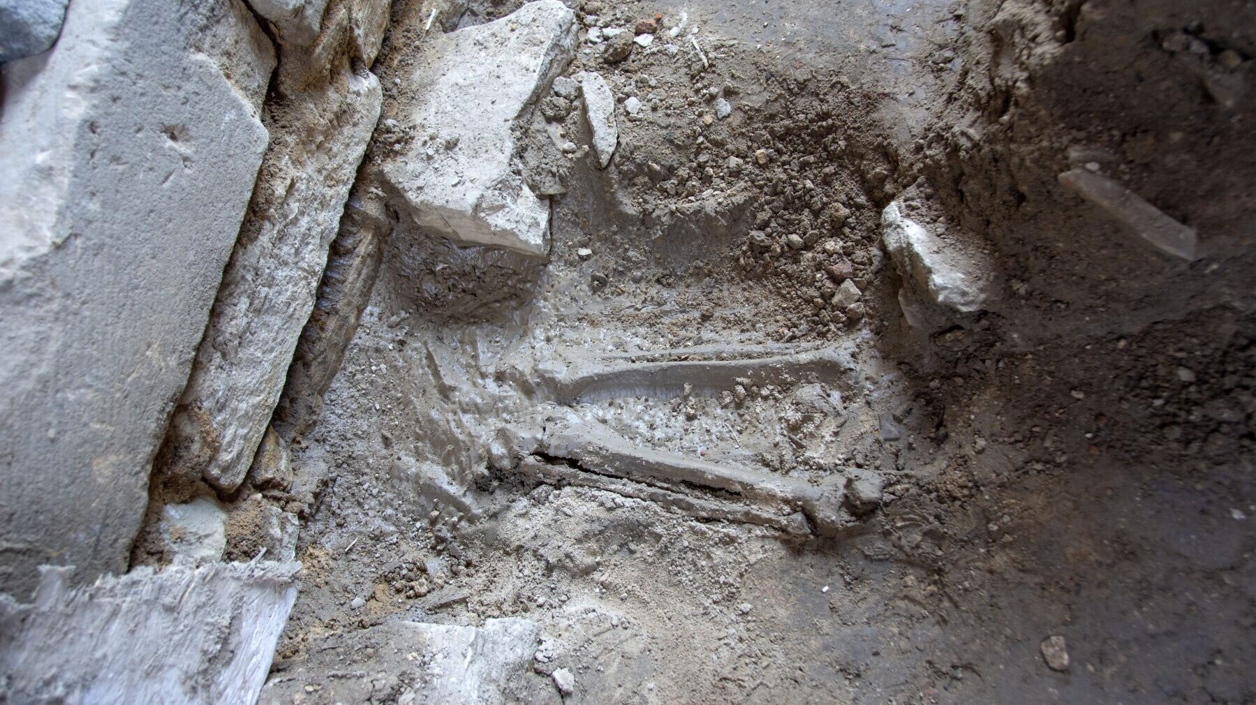 Szkielet pod kościolem w bytomiu