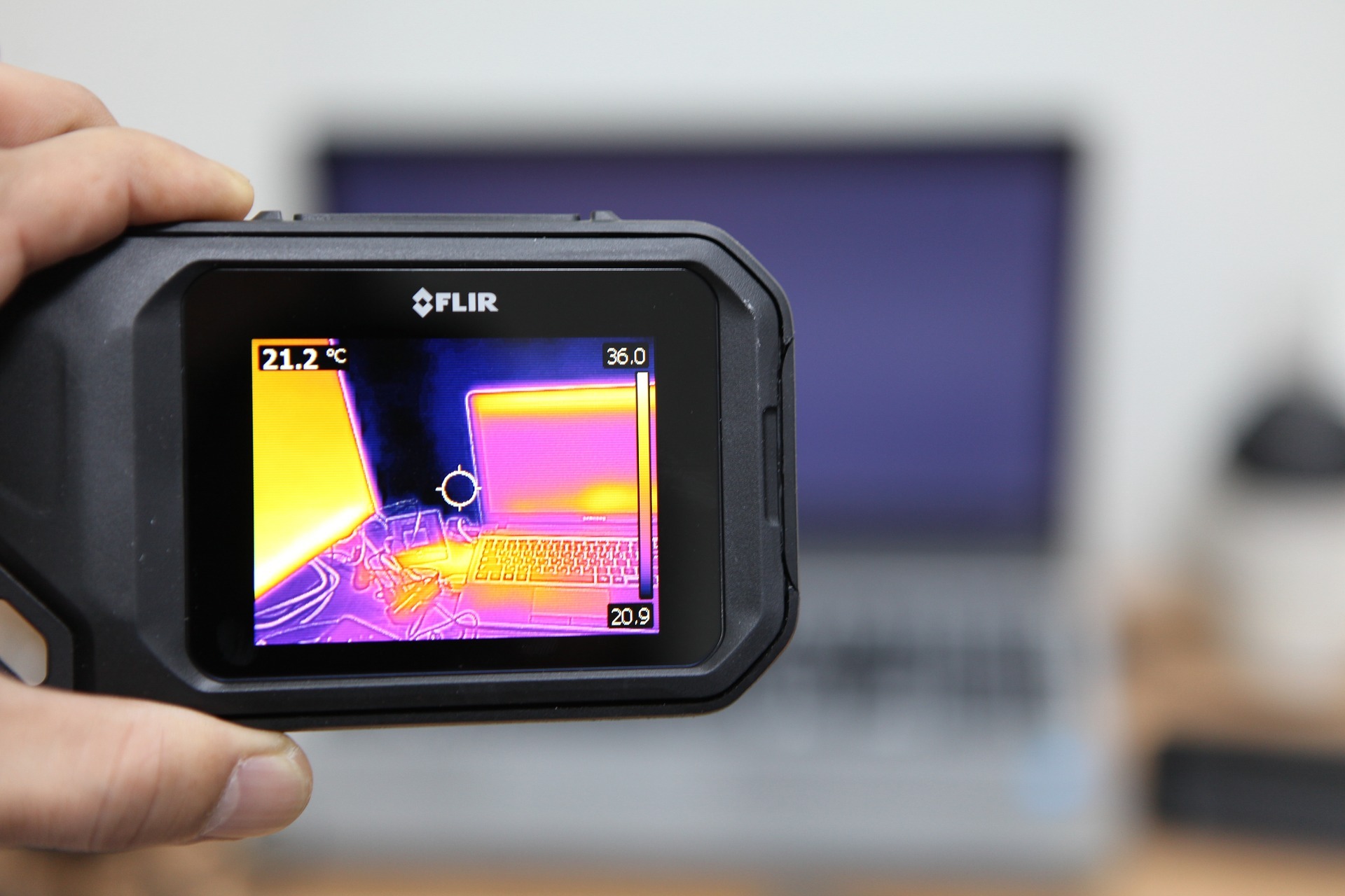The thermal imaging camera 3756103 1920