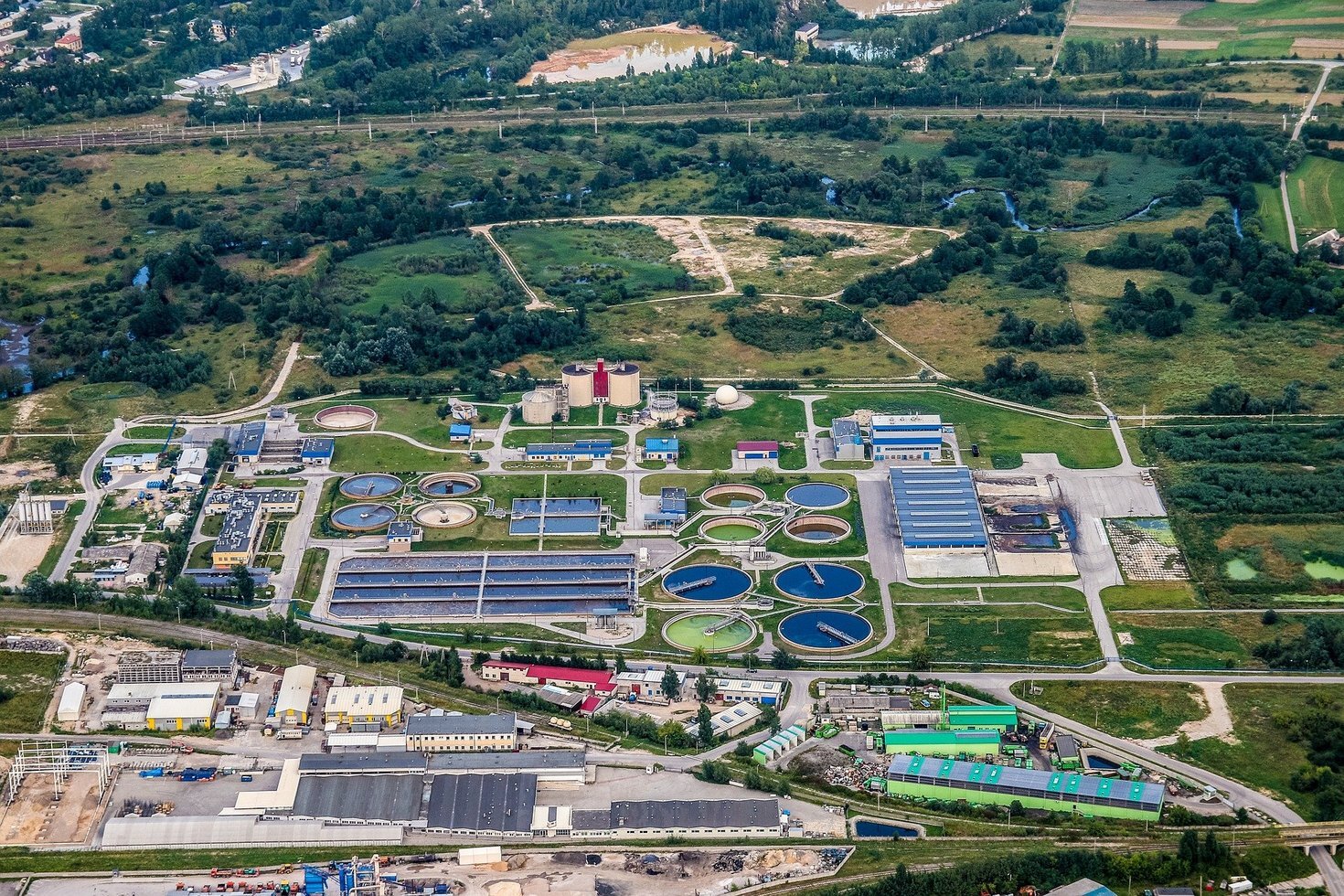 Treatment plant wastewater 2826986 1920
