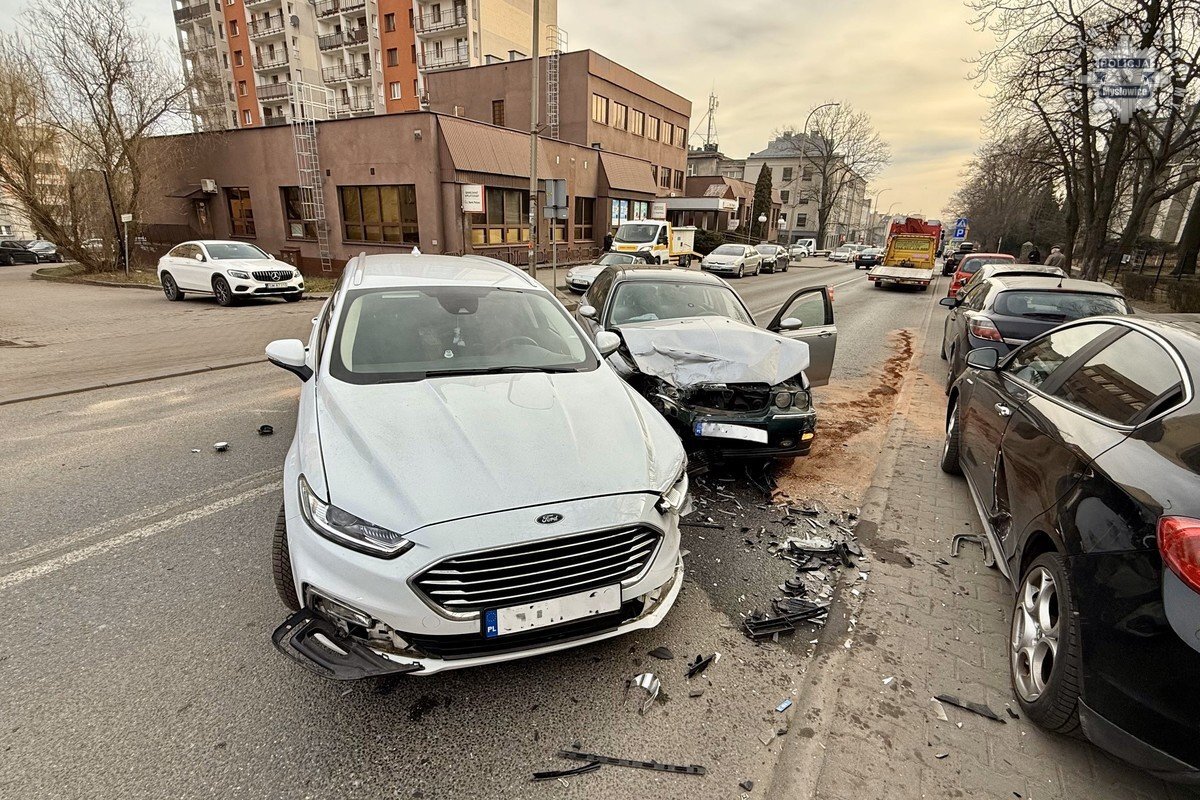 Wypadek mikolowska dzisiaj