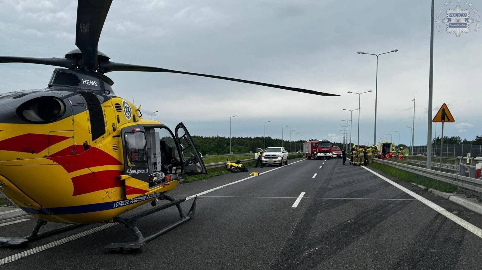 Wypadek motocyklisty na s1