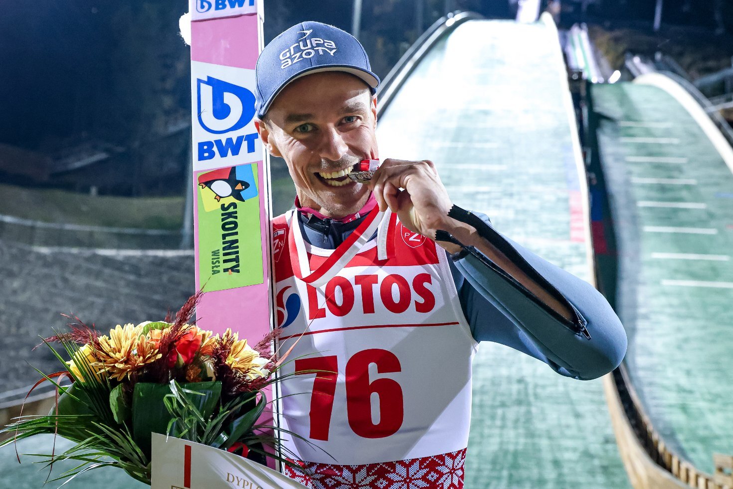 Zyla 2021 10 28 23 50 49